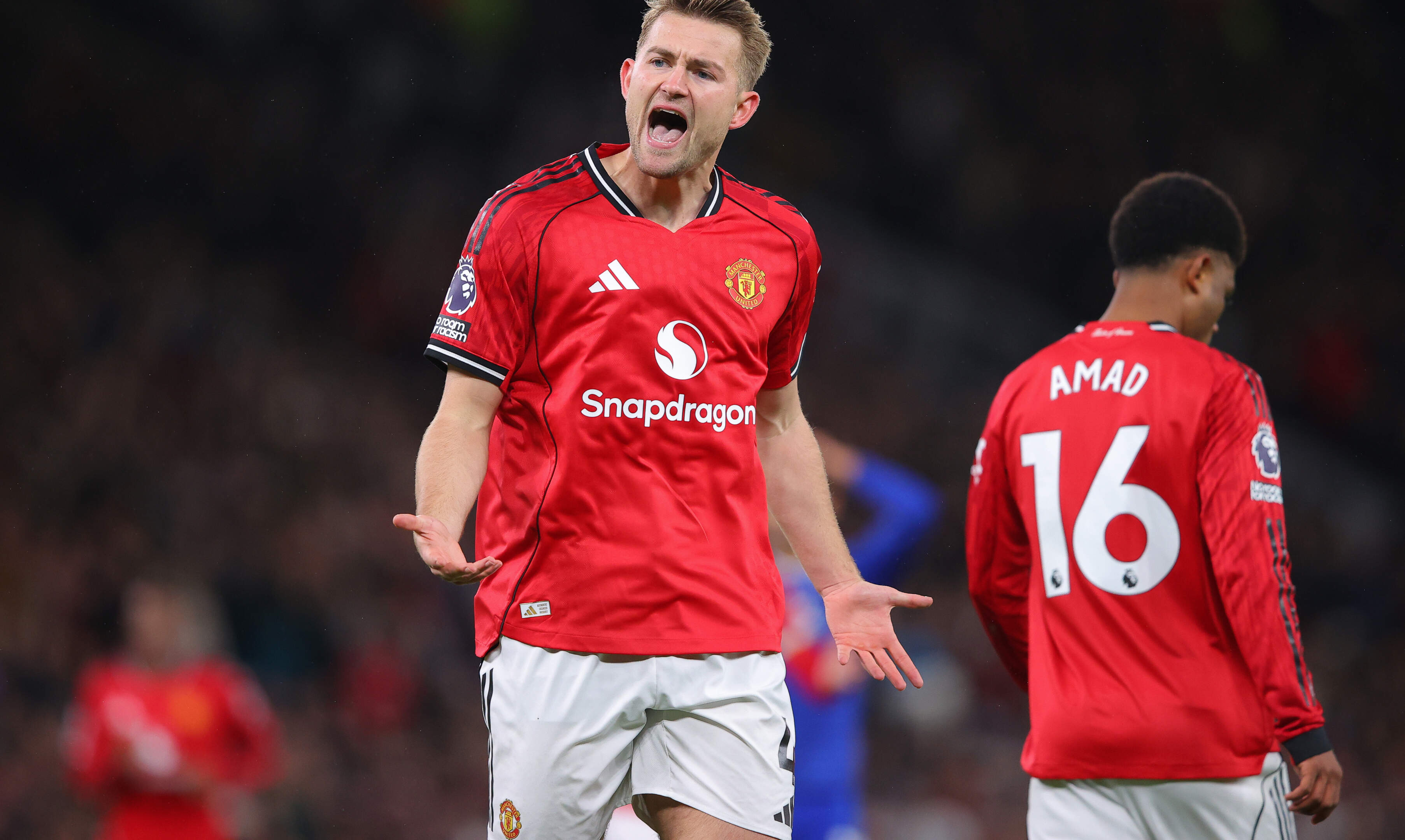 Matthijs de Ligt 51 dagen voor eerste duel Oranje op WK weer present op trainingsveld Manchester United